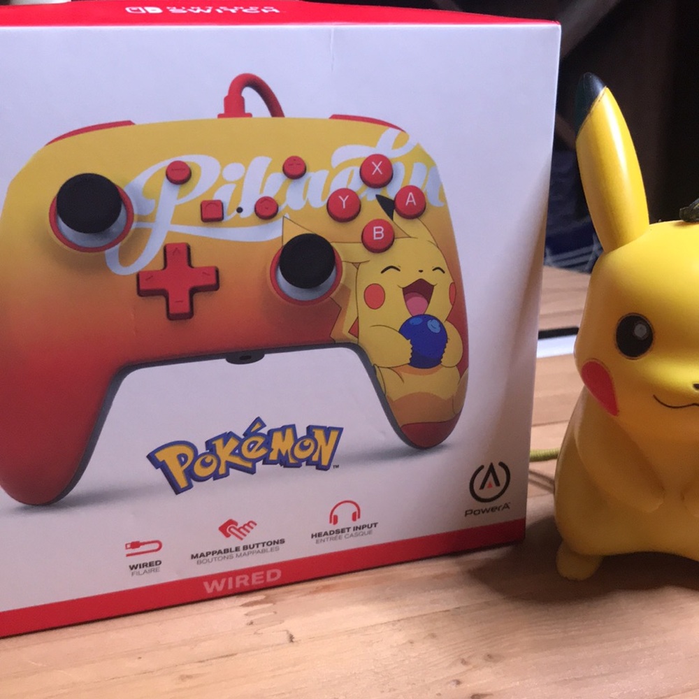 Enhanced Wired Controller for Nintendo Switch - Pokémon: Oran Berry Pikachu - Picture 9 of 16